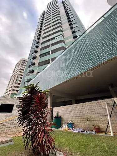 Apartamento de luxo à venda, no Edifício Castelo Del Príncipe em Recife, Setúbal, com 3 quartos, 100m² - Decisões patrimoniais exigem estratégia