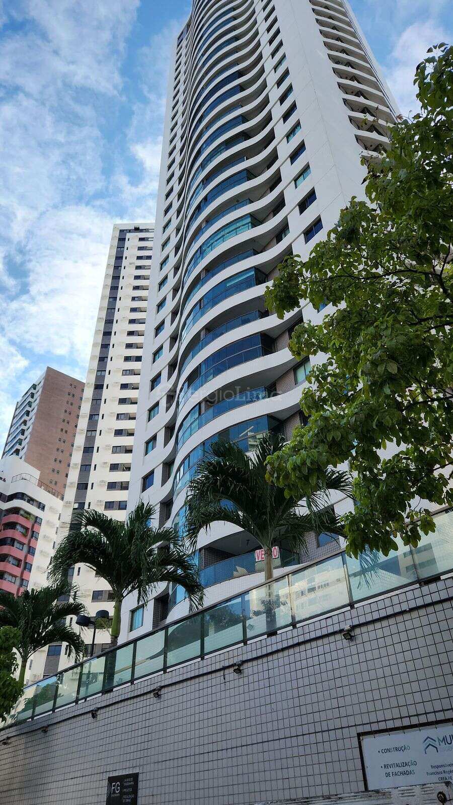 Apartamento de luxo à venda, no Hilson de Azevedo Mota em Recife, Boa Viagem, com 4 quartos, 165,00m² - Decisões patrimoniais exigem estratégia