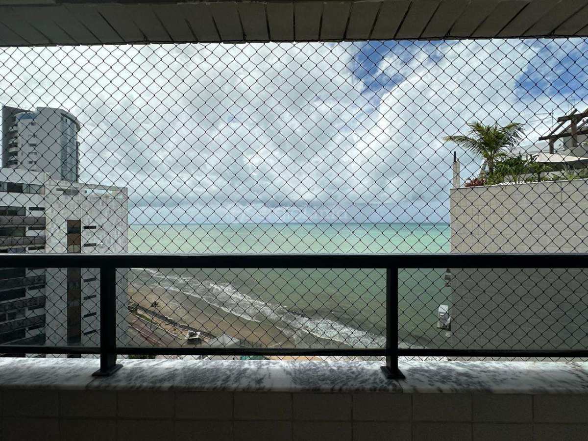 Apartamento de luxo à venda, no Edifício Porto Atlântico em Recife, Boa Viagem, com 4 quartos, 244m² - Decisões patrimoniais exigem estratégia